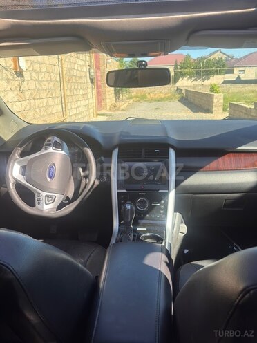 Ford Edge-11