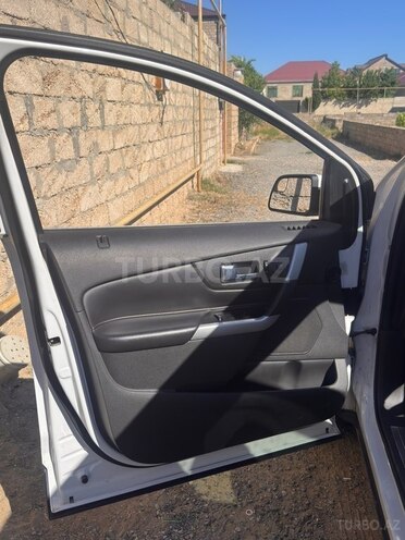 Ford Edge-9