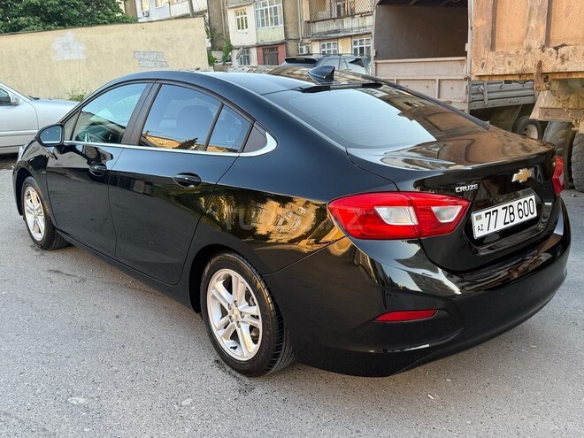 Chevrolet Cruze-11