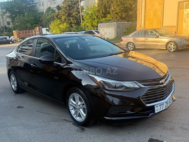 Chevrolet Cruze-13
