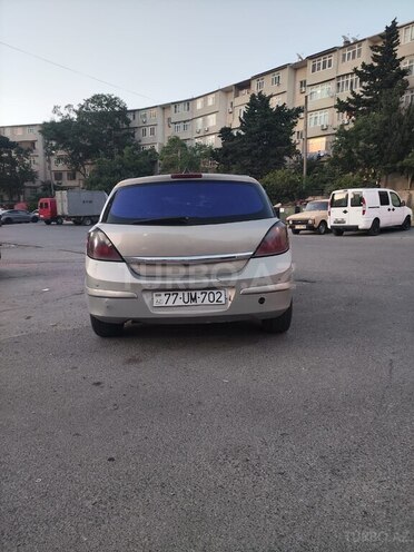 Opel Astra-2