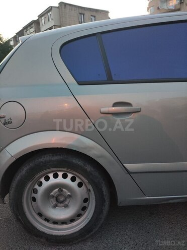 Opel Astra-13