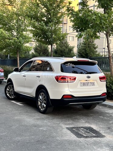 Kia Sorento-4