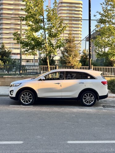 Kia Sorento-8