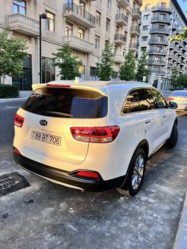 Kia Sorento-10