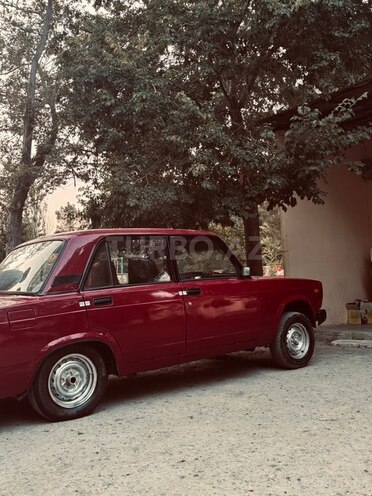 LADA (VAZ) 2107-15