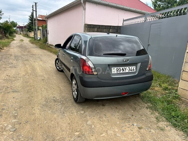 Kia Rio-4