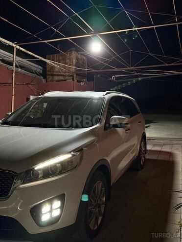 Kia Sorento-4