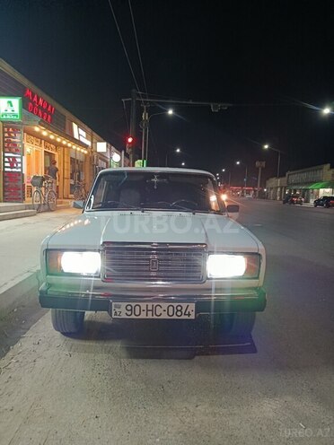 LADA (VAZ) 2107-1
