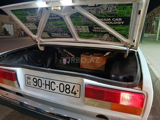 LADA (VAZ) 2107-8