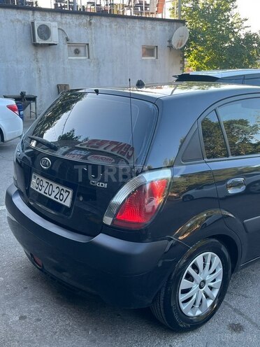 Kia Rio-2