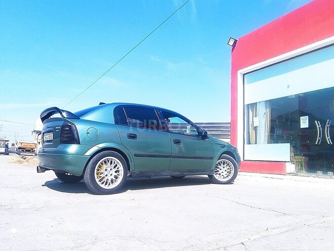 Opel Astra-9