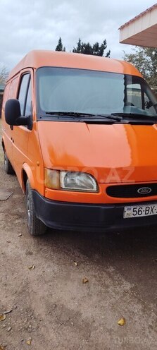 Ford Transit-5