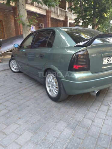 Opel Astra-7