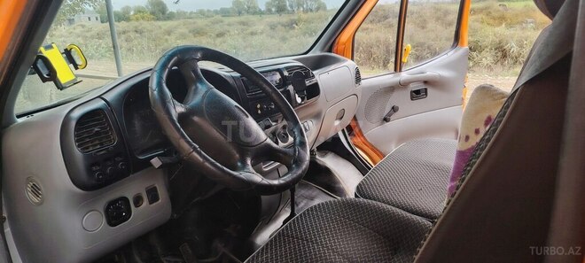 Ford Transit-6