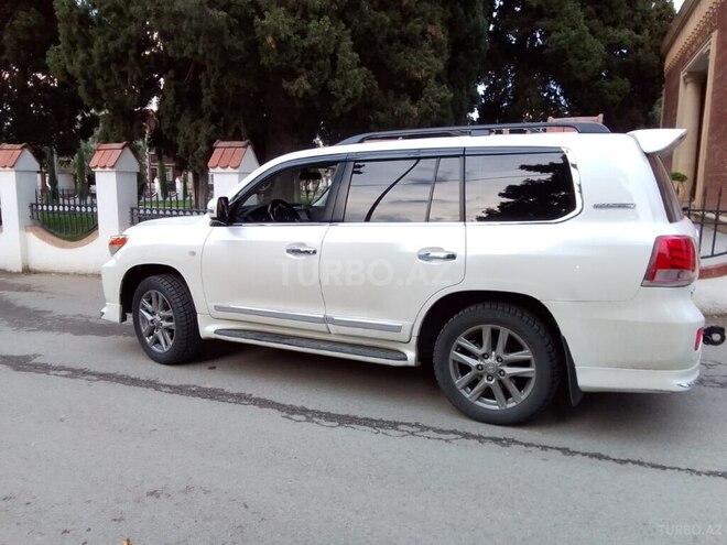 Toyota Land Cruiser-12