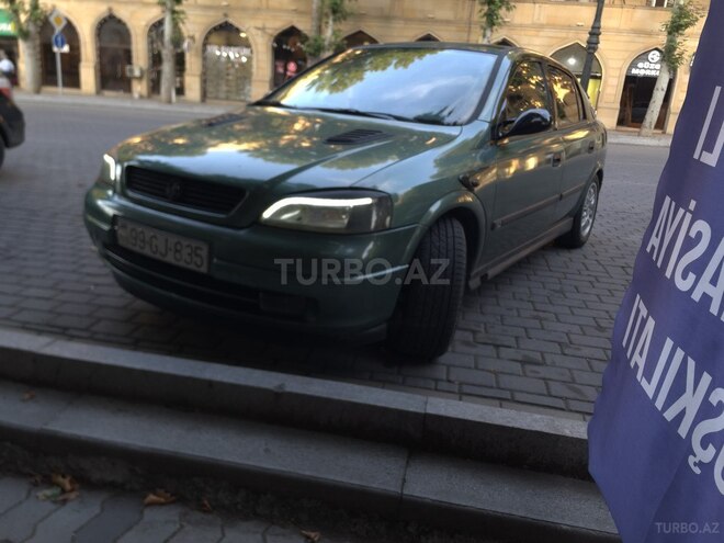 Opel Astra-1
