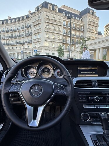 Mercedes C 220-8