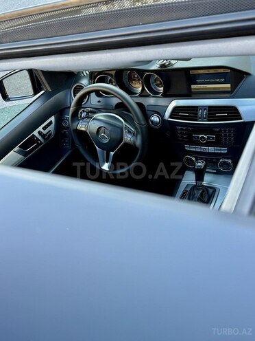 Mercedes C 220-13