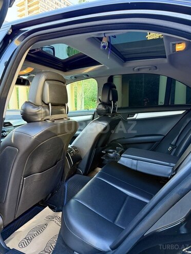 Mercedes C 220-9