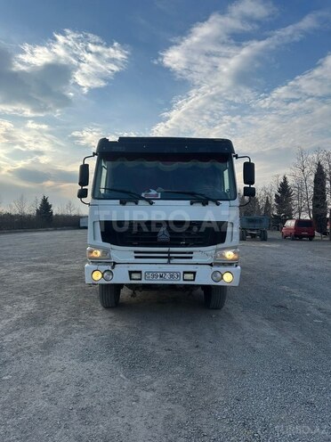 HOWO Sinotruk-1