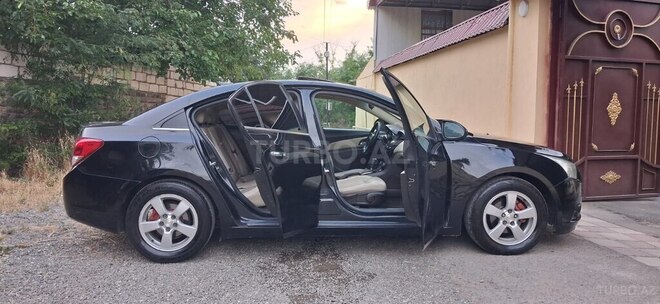 Chevrolet Cruze-5