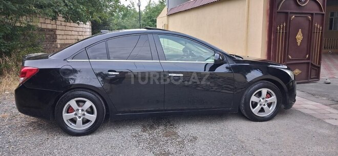 Chevrolet Cruze-11