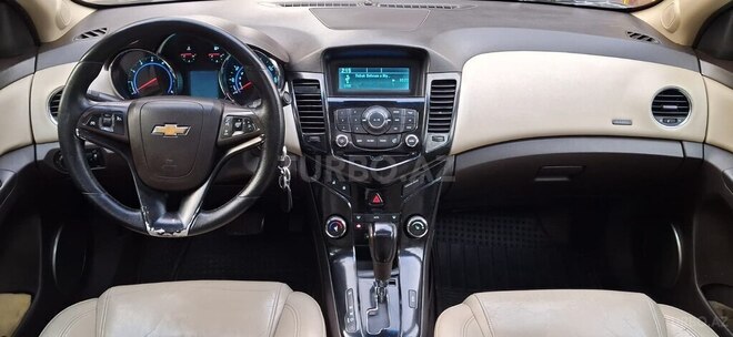 Chevrolet Cruze-18