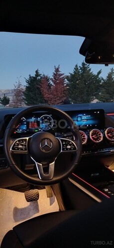 Mercedes EQA 250-5