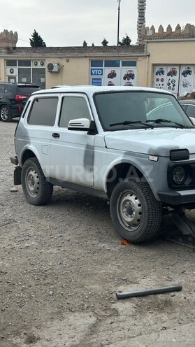 LADA (VAZ) Niva-9