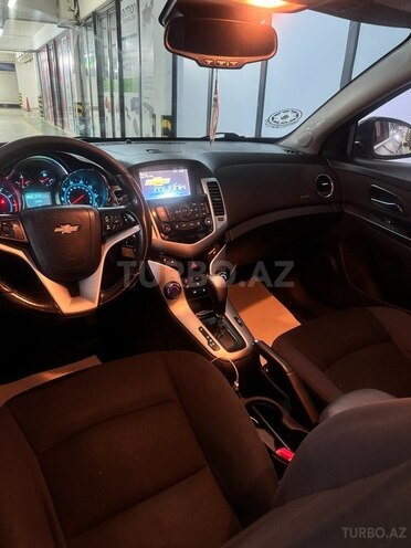 Chevrolet Cruze-6