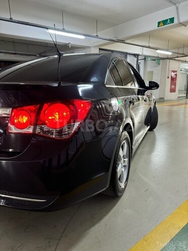 Chevrolet Cruze-9