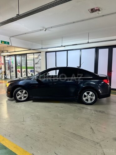Chevrolet Cruze-14