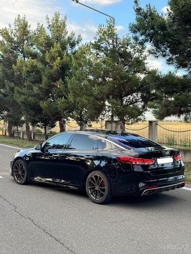 Kia Optima-3