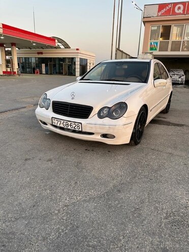 Mercedes C 240-3