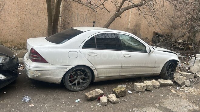 Mercedes C 240-2