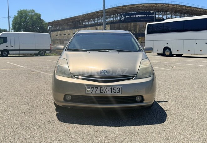 Toyota Prius-1