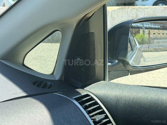 Toyota Prius-9