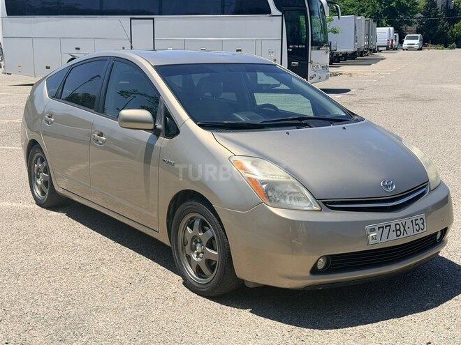 Toyota Prius-6