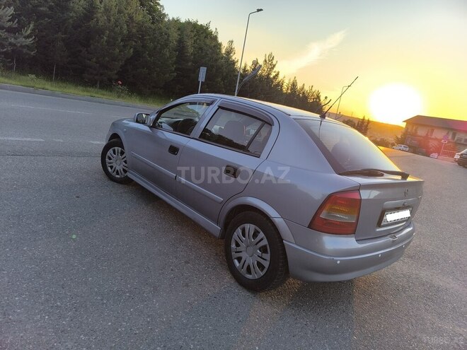Opel Astra-12