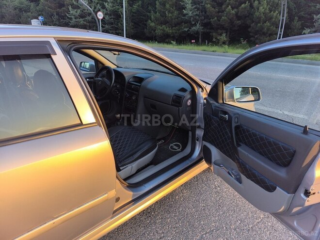 Opel Astra-19