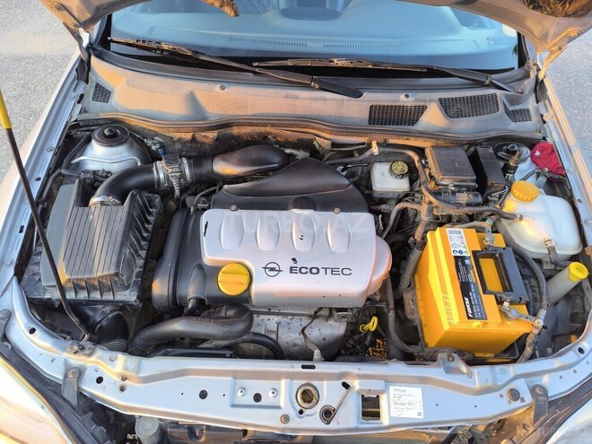 Opel Astra-21