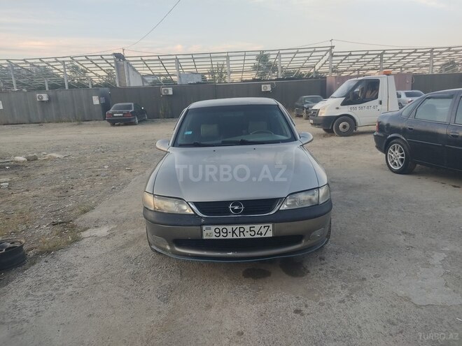 Opel Vectra-10