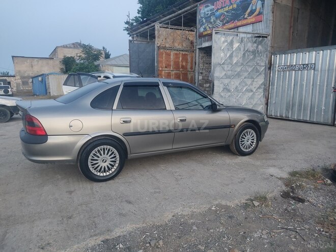 Opel Vectra-7