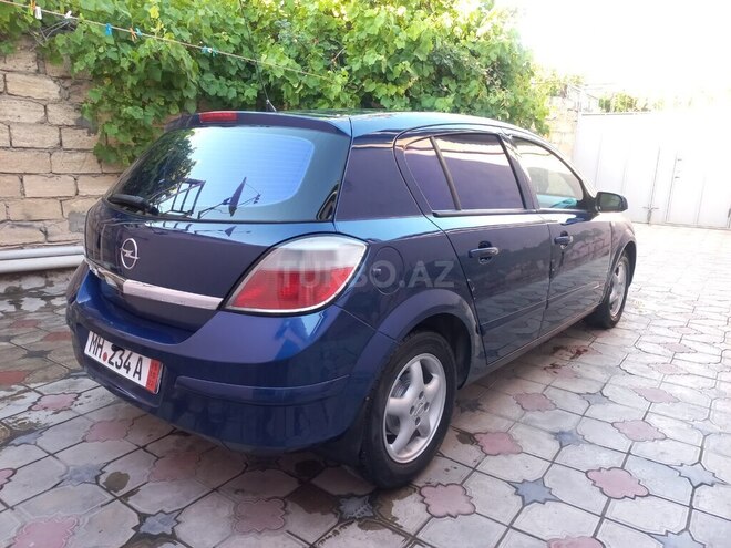 Opel Astra-11