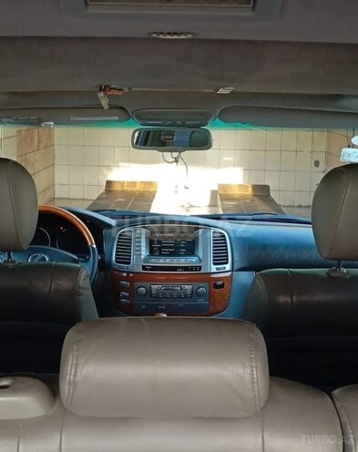 Lexus LX 570-3