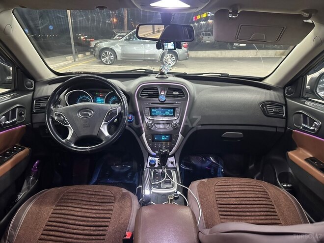 GAC Trumpchi GS5-2