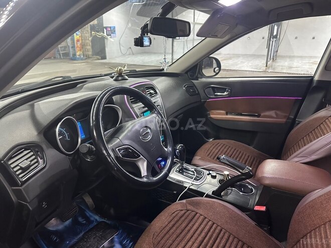 GAC Trumpchi GS5-3