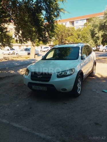 Hyundai Santa Fe-1
