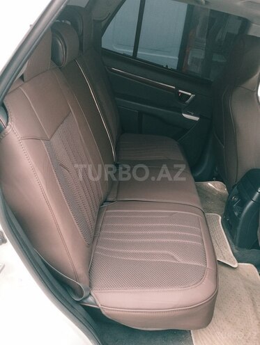 Hyundai Santa Fe-6